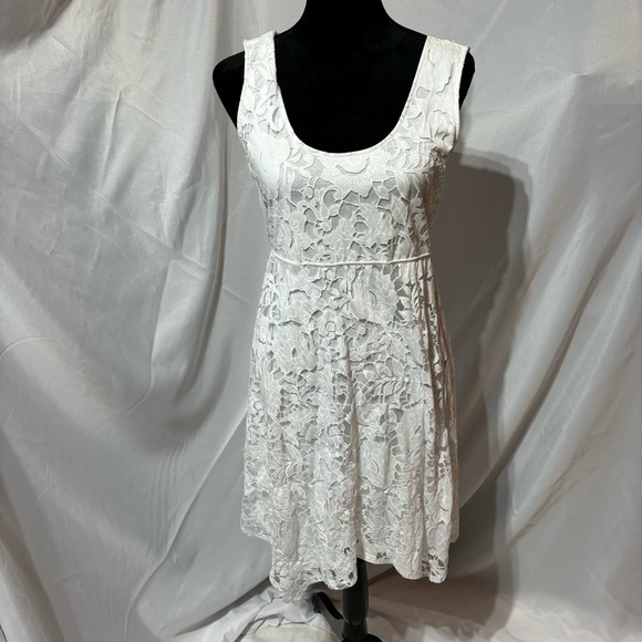 BOGO Soma Overlay Lace Sleeveless Empire Waist Dress  Size M - Picture 1 of 8